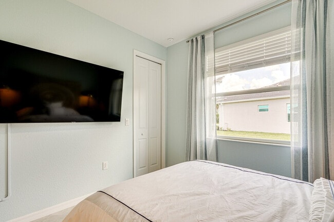 Building Photo - 17180 Jadestone Ct