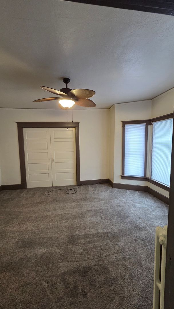 Building Photo - 114 E 8th St