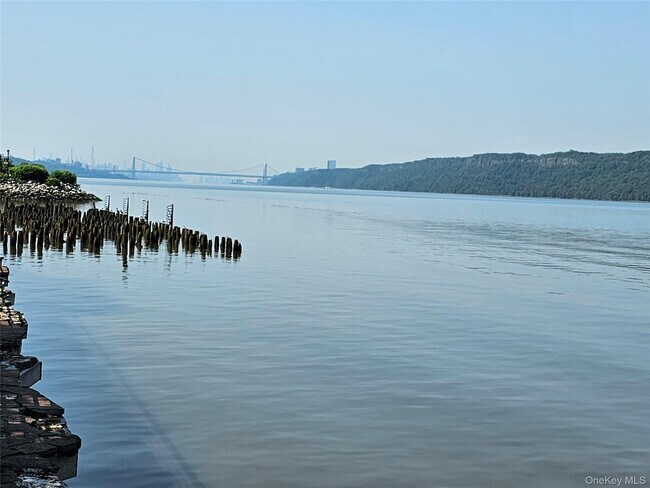 Building Photo - 23 Water Grant St