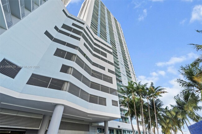 Building Photo - 335 S Biscayne Blvd