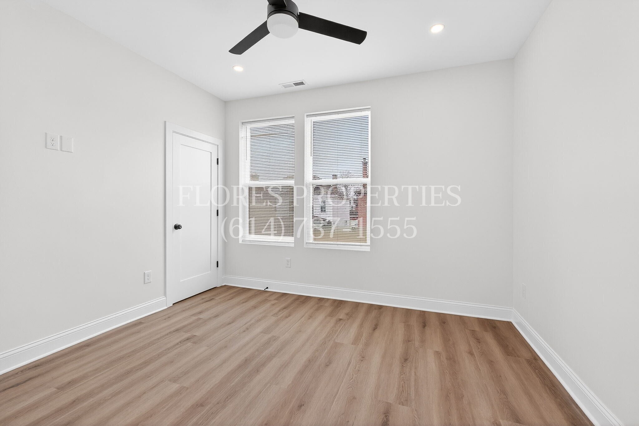 Building Photo - 698 S 22nd St