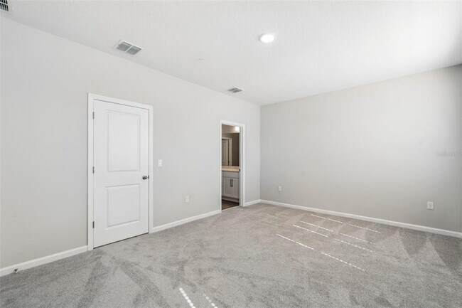Building Photo - 510 Lady Palm St