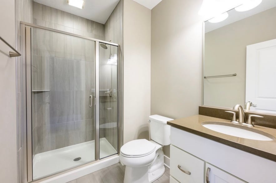 2nd bathroom on main floor - 1616 Park Ave