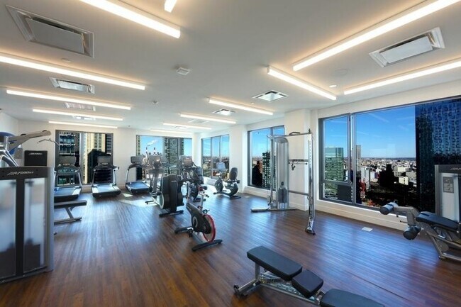 Building Photo - 0 bedroom in LONG ISLAND CITY NY 11101