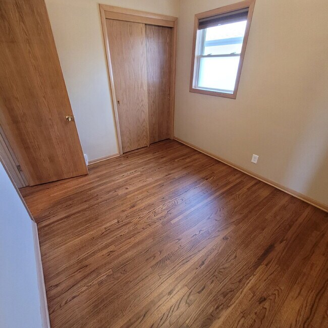 Building Photo - "Charming 3-Bed Home with Finished Basemen...