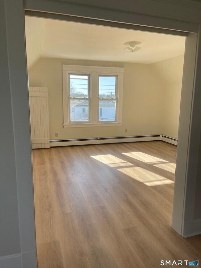 Building Photo - 75 Anderson Ave