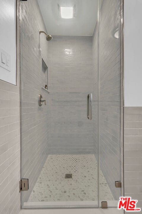 Building Photo - 6131 W 5th St