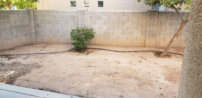 Building Photo - 2434 S 83rd Dr