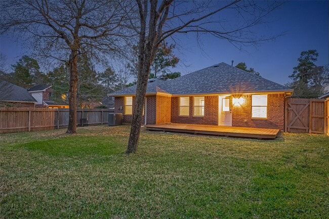 Building Photo - 2 Garden Lodge Pl