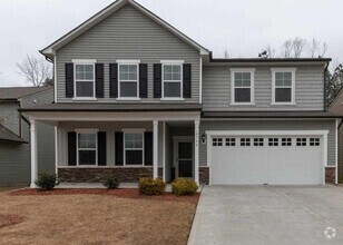 Building Photo - GREAT 4 BEDROOM !!!