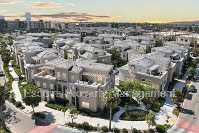 Building Photo - 643 Winchester Dr