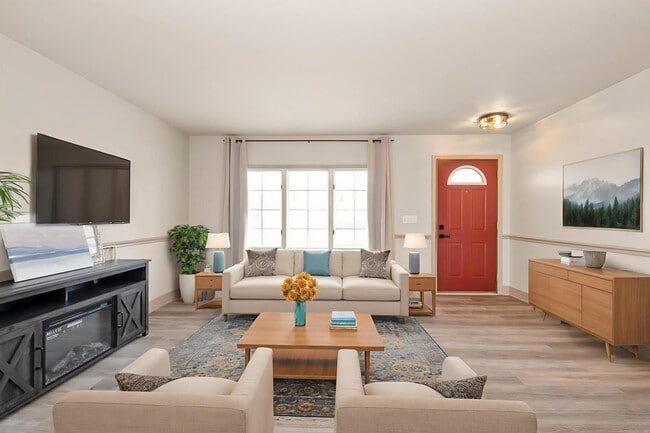 Building Photo - 836 Lily Cache Ln