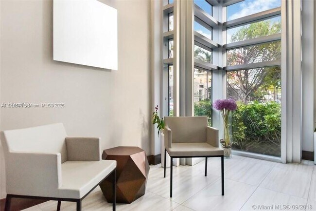 Building Photo - 200 Ocean Dr