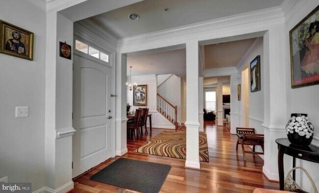 Building Photo - 3041 Moore Ln