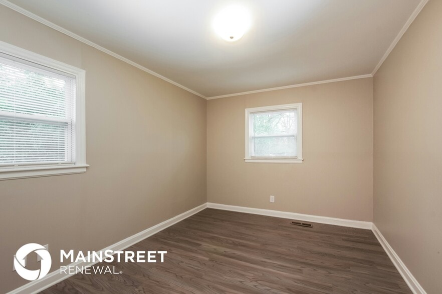 Building Photo - 651 Reeves Ct