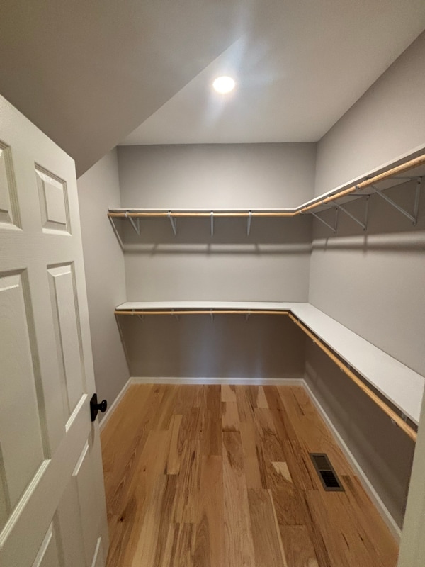Building Photo - 205 Cherokee Dr