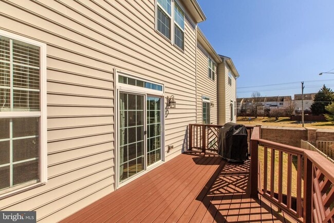 Building Photo - 6266 Summit Point Ct