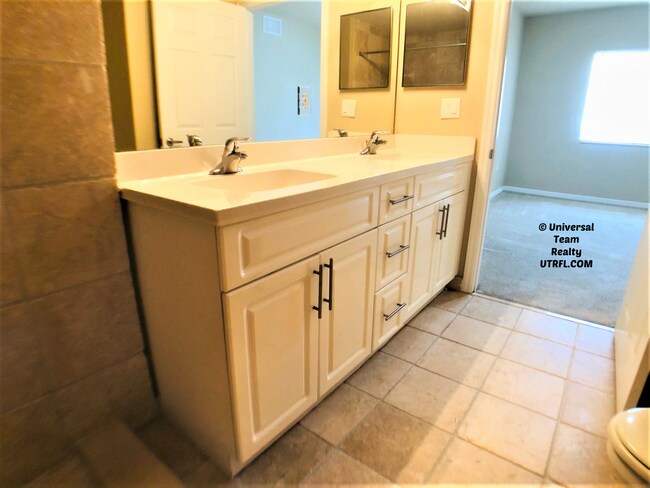 Building Photo - 13140 Bella Casa Cir