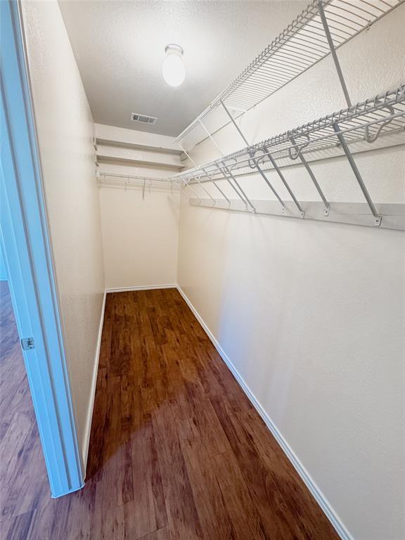 Building Photo - 303 Wegstrom St