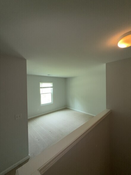 Game/office area - 3071 Conservancy Ln