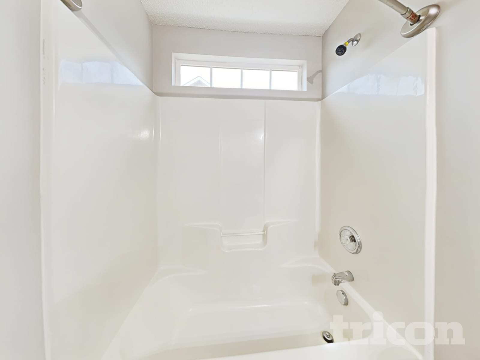 Building Photo - 428 Glencroft Dr