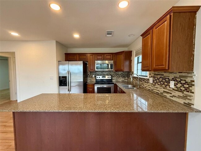 Building Photo - 21003 Boggy Ford Rd