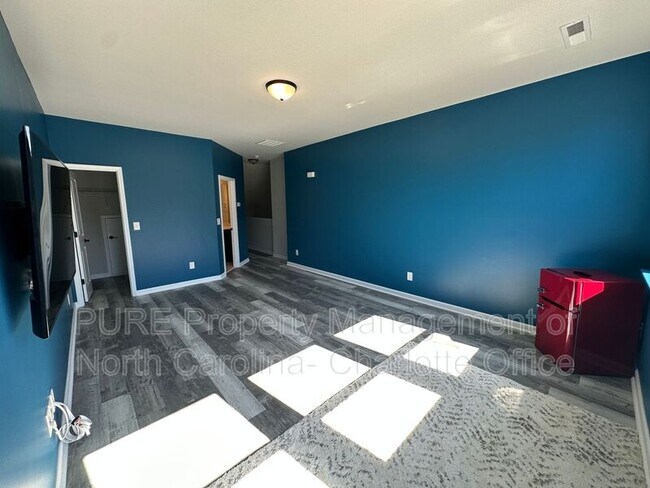 Building Photo - 9209 Colin Crossing Ct