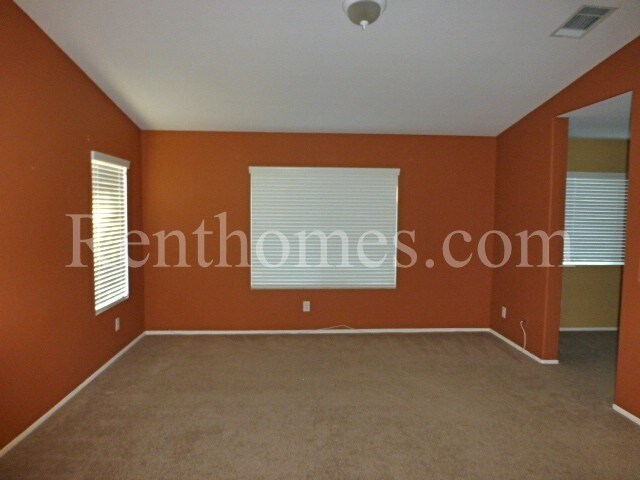 Building Photo - 3216 Canyon View Dr