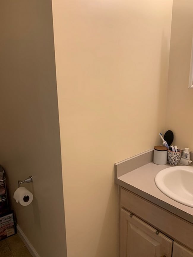 Building Photo - 41 S Main St