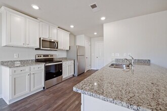 Building Photo - Spacious 4-Bedroom Home in McKnight Mill Community with Modern Kitchen Upgrades & Private Master ...