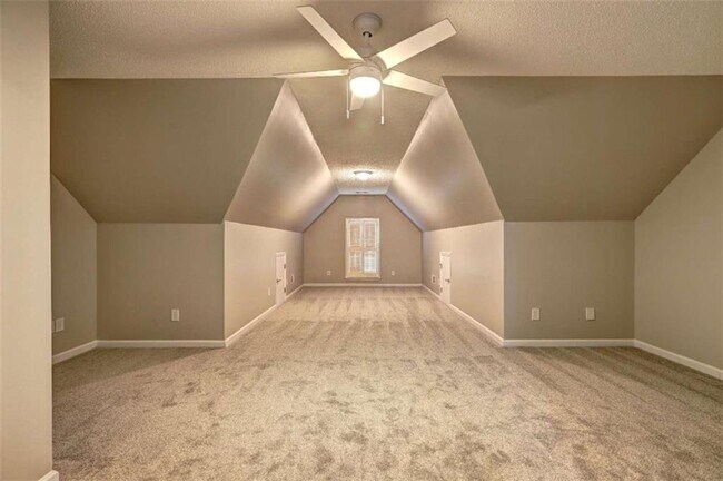 Building Photo - 490 Grand Teton Cir