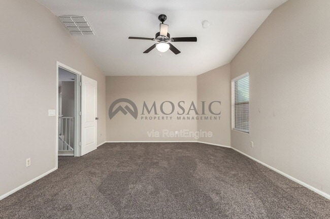 Building Photo - 61 W Hereford Dr