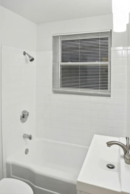 Building Photo - 1364 Lafayette St