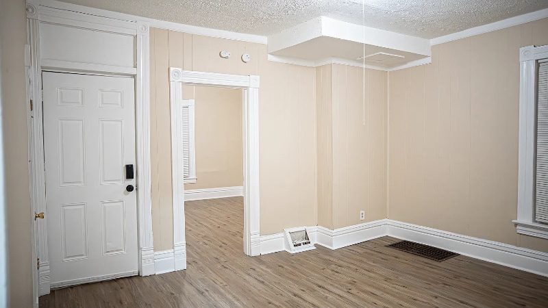 Building Photo - 5363 Arsenal St