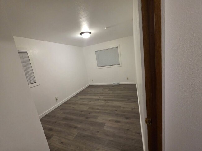 Building Photo - Updated Ranch On A Quiet Street