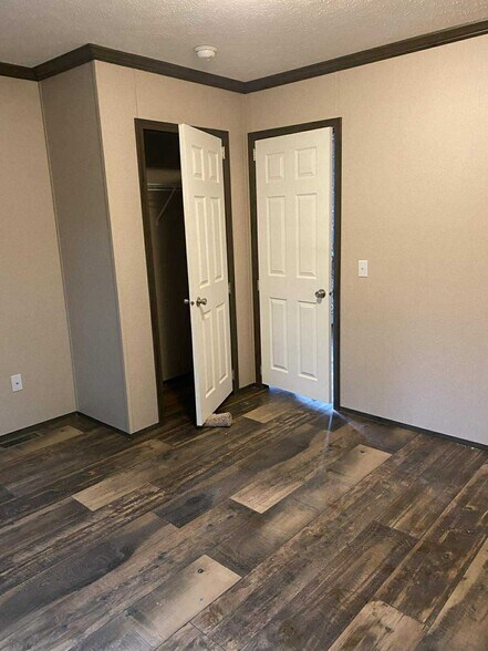 Building Photo - 42 Pequea Blvd