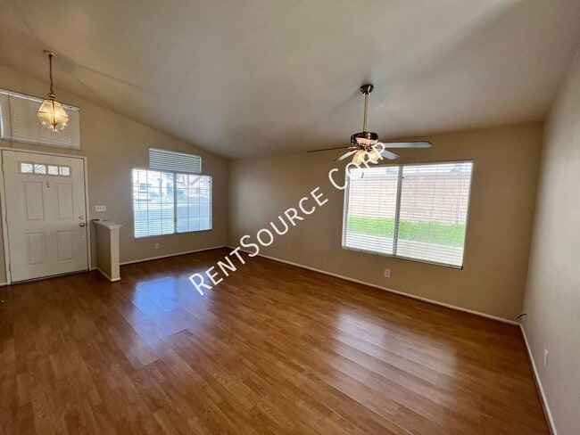 Building Photo - 3424 Amber St