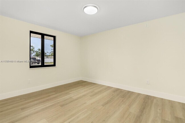 Building Photo - 11390 Heidi Lee Ln