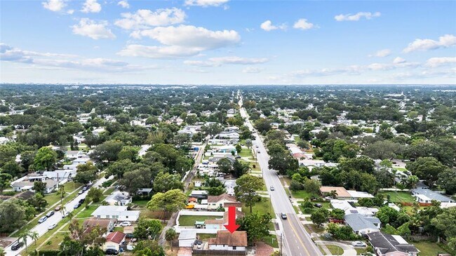 Building Photo - 4920 30th Ave N