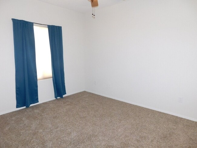 Building Photo - GORGEOUS HOME IN SUN CITY ALIANTE*AGE RESTRICTED COMMUNITY*3 LARGE BEDROOMS*OPEN FLOORPLAN*