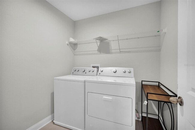 Building Photo - 13124 Holsinger Blvd