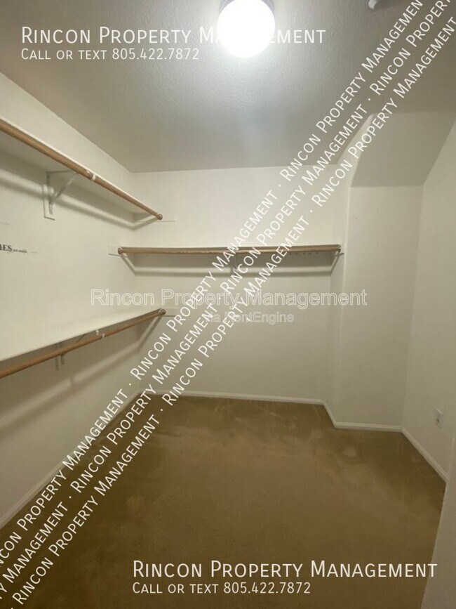 Building Photo - 2922 Dunkirk Dr