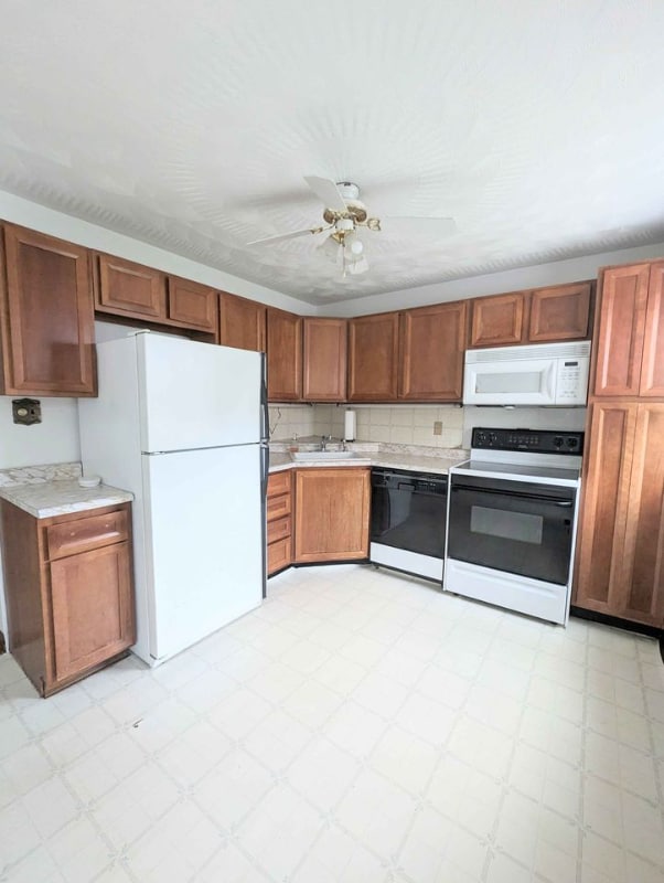 Primary Photo - 13-13 11th St
