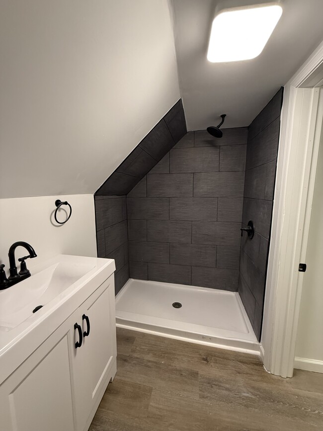 Building Photo - 5044 S Old 3C Hwy