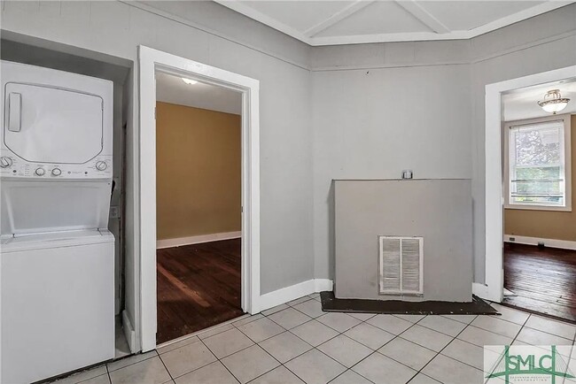 Building Photo - 1708 Lennox Ct