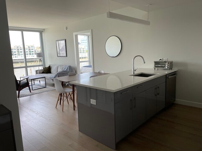 Kitchen - 1200 Harbor Blvd