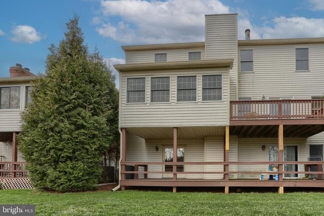 Building Photo - 2057 Raleigh Rd