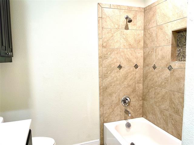 Building Photo - 1109 Genola Dr