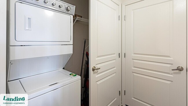 Building Photo - 4201 E Craig Rd