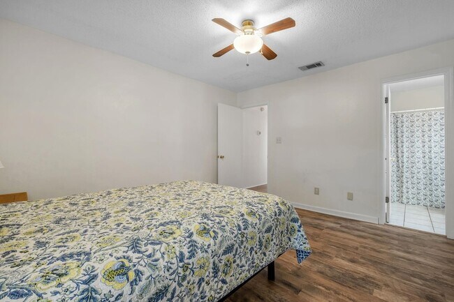 Building Photo - 1826 Meriadoc Rd